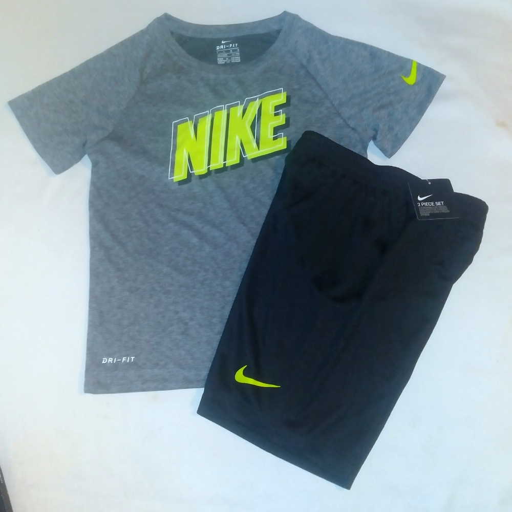 Nike Boys Youth 2pc Short Set- 7y